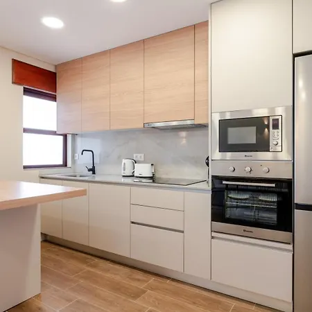 Salty Escape By Portugal Active Виана-ду-Каштелу